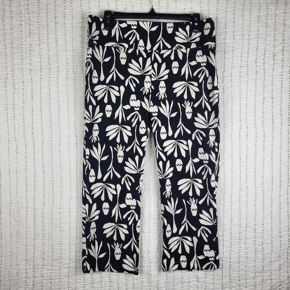 Chico's Crop Pants Women 1.5 L Black White Floral Botanical Pull On Casual - Picture 2 of 10